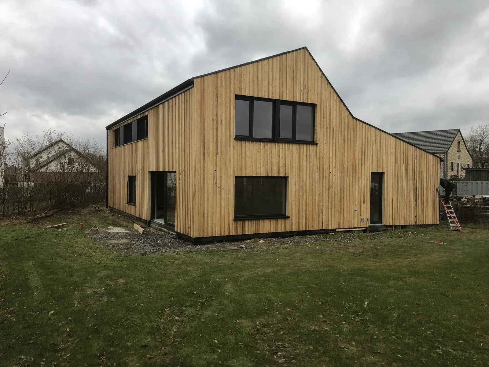 Maison à étage en ossature bois, bardage clair